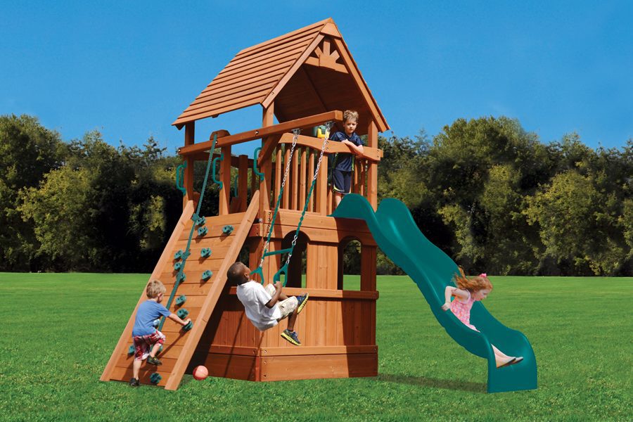 Deluxe Outdoor Fort Jr. with Playhouse | Superior Play